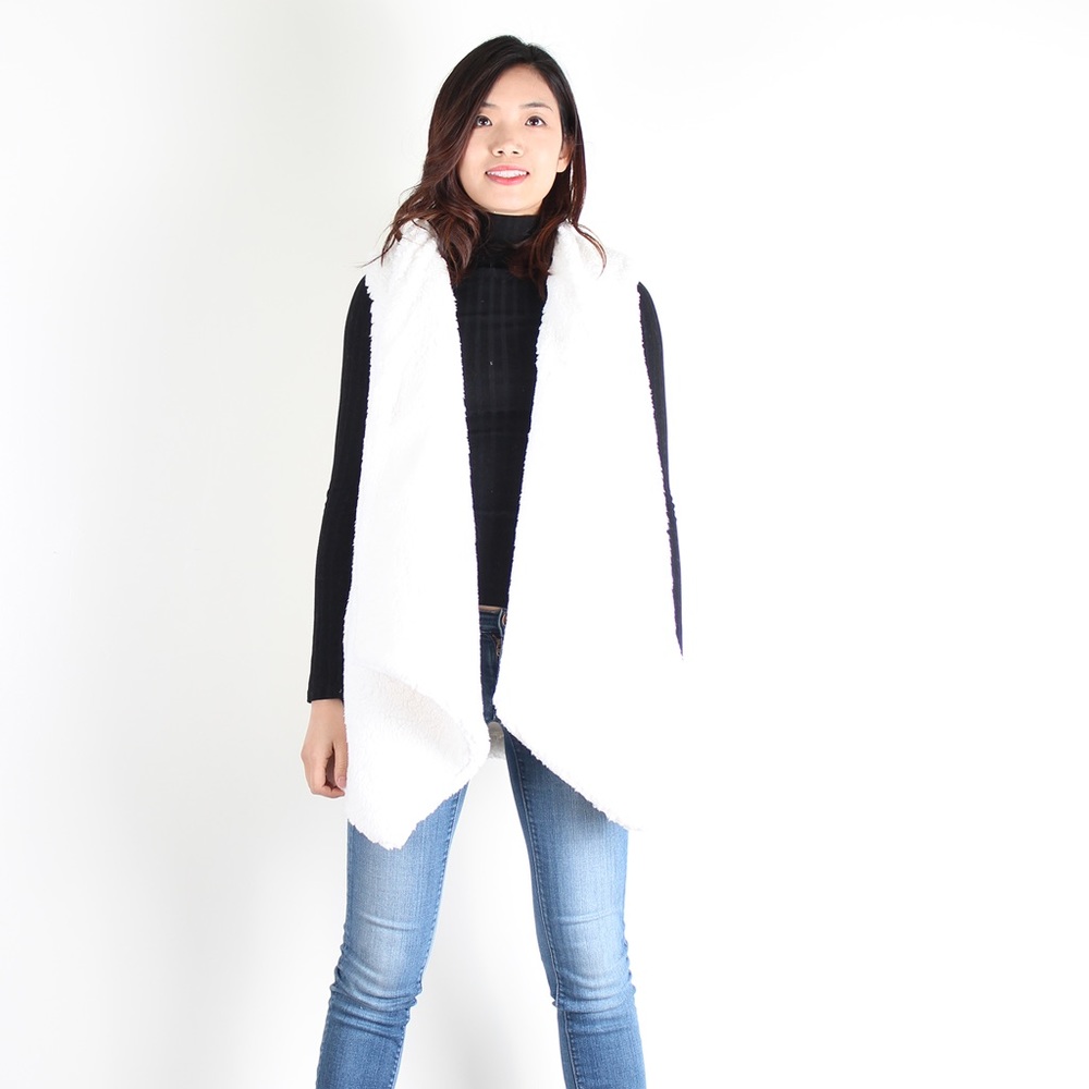 NWT, Ivory Sherpa Open Front Top